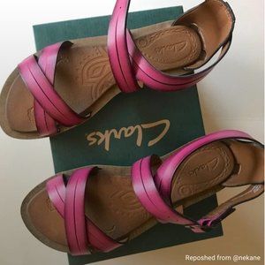 Clark’s Fuchsia Bille Jazz Gladiator Sandals 7.5